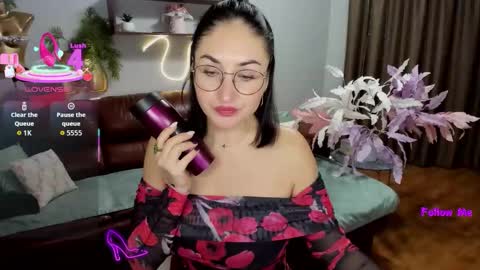 StefanaWinter online show from 11-25-25, 04:45