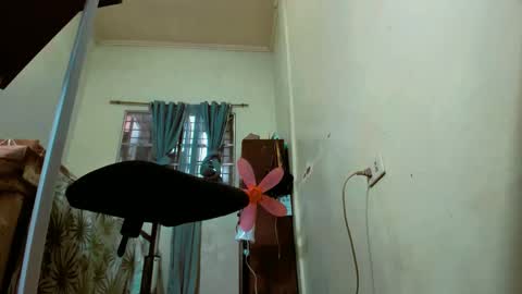 Snapshot of stefaniatsxxx chatting on 10-03-25, 07:27 stefania online show from 10-03-25, 07:27