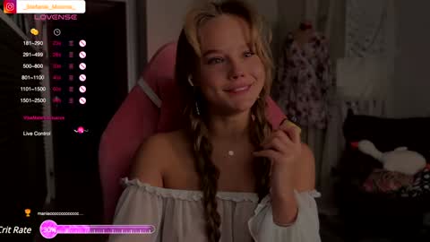 Snapshot of stefanie_collins chatting on 12-02-24, 01:58 Stefanie online show from 12-02-24, 01:58