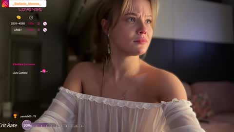 Snapshot of stefanie_collins chatting on 02-02-25, 11:11 Stefanie online show from 02-02-25, 11:11