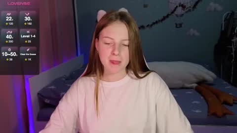 Snapshot of stefaniyaaa chatting on 09-10-25, 05:02 stefa online show from 09-10-25, 05:02