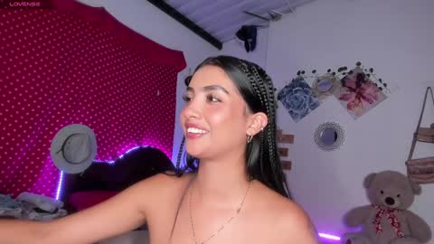 Im MiaIts my first day here  online show from 02-02-25, 01:02