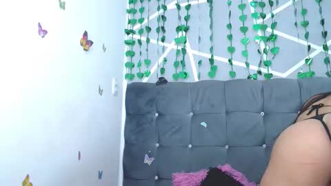 Stefan online show from 03-06-25, 06:19