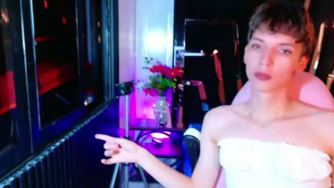 stefany piink online show from 05-04-26, 12:34