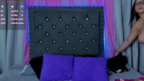 steff_olsen online show from 12-05-25, 06:11