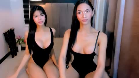 Snapshot of steffani_deluxe chatting on 02-03-26, 06:22 STEF online show from 02-03-26, 06:22