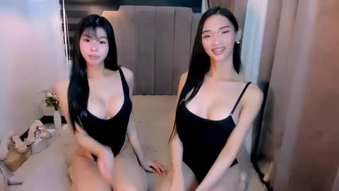 Snapshot of steffani_deluxe chatting on 02-23-26, 01:58 STEF online show from 02-23-26, 01:58