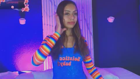 Stefania online show from 10-31-25, 09:32