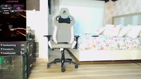 Zuly online show from 01-17-25, 03:55