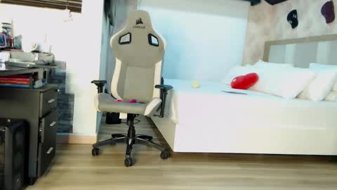 Zuly online show from 09-14-25, 12:32