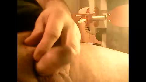 Snapshot of stefs_dick chatting on 01-28-25, 04:30 robert online show from 01-28-25, 04:30