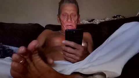 stefy1037 online show from 04-04-26, 06:33