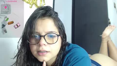 Snapshot of stefy_loveee chatting on 08-05-26, 12:30 Stefy independent girl online show from 08-05-26, 12:30
