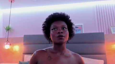 STELA online show from 10-19-25, 01:45