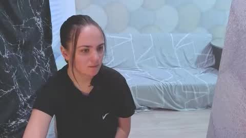 stella820422 online show from 01-11-26, 02:27