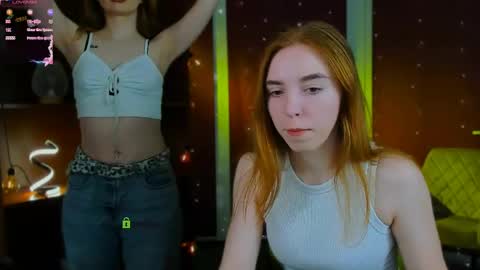 stella_flower online show from 04-18-26, 06:56