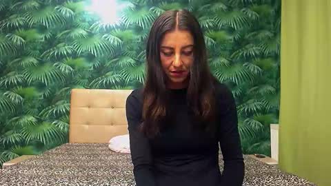 Snapshot of stella_john chatting on 11-30-25, 07:01 Stella John online show from 11-30-25, 07:01