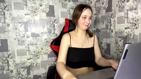 Snapshot of stella_leex chatting on 03-04-25, 10:16 Stella online show from 03-04-25, 10:16