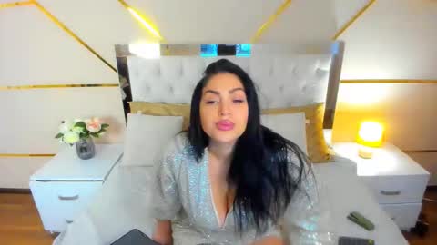 Snapshot of stella_nelson chatting on 11-06-25, 06:47 Stella Nelson online show from 11-06-25, 06:47