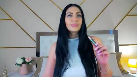 Snapshot of stella_nelson chatting on 12-05-25, 08:01 Stella Nelson online show from 12-05-25, 08:01