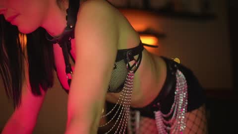 Stella online show from 12-30-24, 05:48