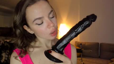 Asella online show from 11-11-25, 08:03