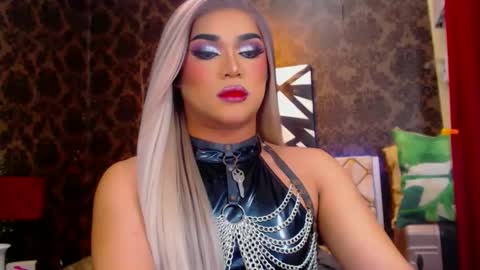 CALL ME STELLA online show from 01-12-25, 01:53