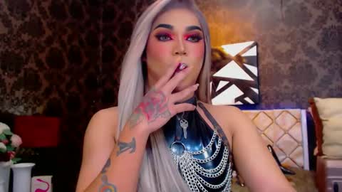 CALL ME STELLA online show from 01-17-25, 09:49