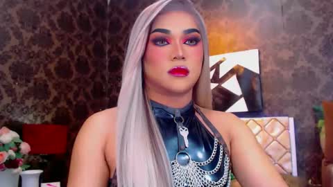 CALL ME STELLA online show from 01-23-25, 09:39