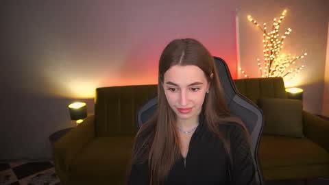 stellahoneywell online show from 10-10-25, 01:21