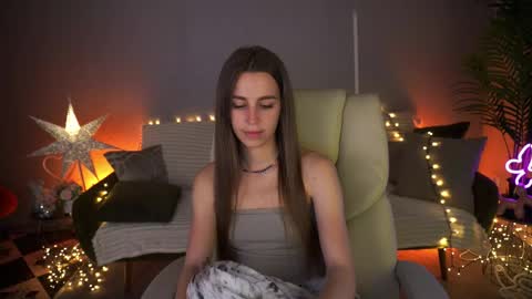 Snapshot of stellahoneywell chatting on 06-08-26, 01:11 stellahoneywell online show from 06-08-26, 01:11