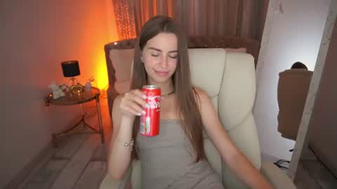stellahoneywell online show from 07-24-26, 01:31
