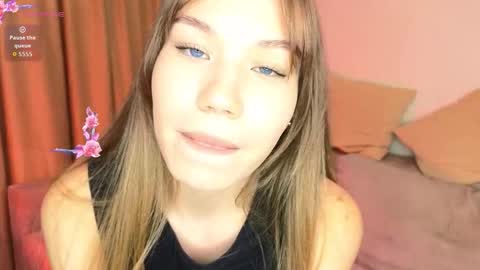 Molly online show from 10-25-25, 04:35