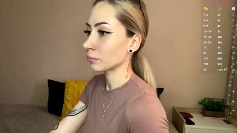 Alexia online show from 02-12-26, 08:09