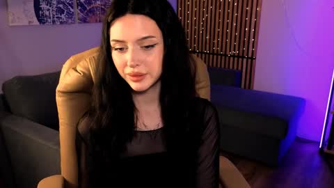 Snapshot of stellary_shy chatting on 12-23-24, 03:55 Stellary online show from 12-23-24, 03:55