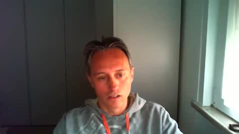 Snapshot of sten015 chatting on 05-11-26, 04:04 sten015 online show from 05-11-26, 04:04