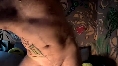 Snapshot of stenlyvrbich chatting on 01-11-25, 07:06 lee online show from 01-11-25, 07:06