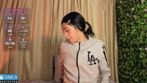 Stepha online show from 10-07-25, 11:07