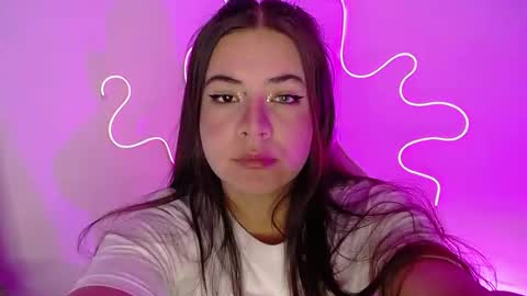 Emma online show from 01-14-26, 04:51