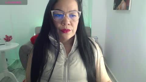 Snapshot of stephania_evanss chatting on 10-11-25, 10:52 Stefania online show from 10-11-25, 10:52