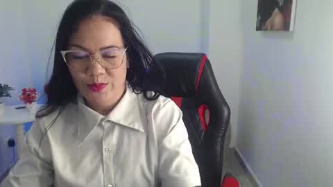 Snapshot of stephania_evanss chatting on 10-14-25, 11:38 Stefania online show from 10-14-25, 11:38