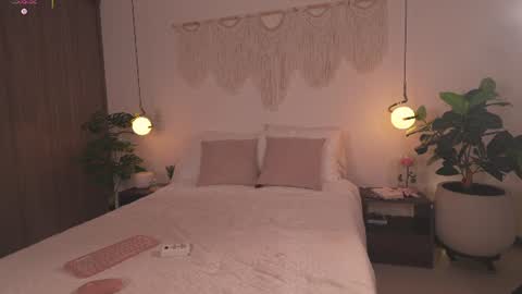 Snapshot of stephania_let chatting on 07-17-26, 11:50 stephania_let online show from 07-17-26, 11:50