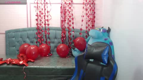 Stephania online show from 02-15-25, 10:33