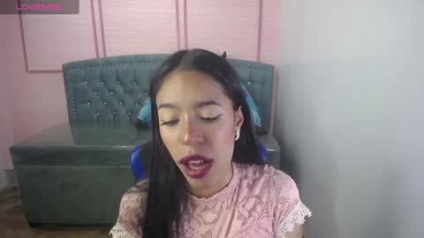 Stephania online show from 03-03-25, 10:28