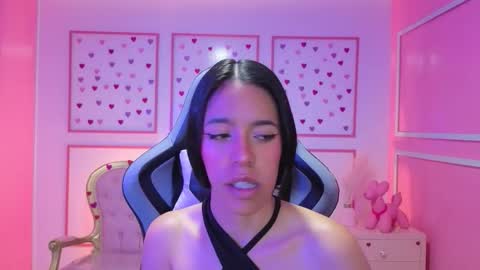 Stephania online show from 09-11-25, 11:54