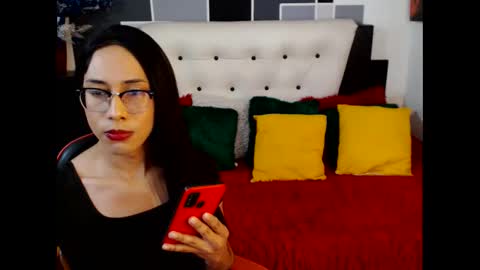 Snapshot of stephanie_dollss chatting on 05-26-26, 04:25 stephanie_dollss online show from 05-26-26, 04:25