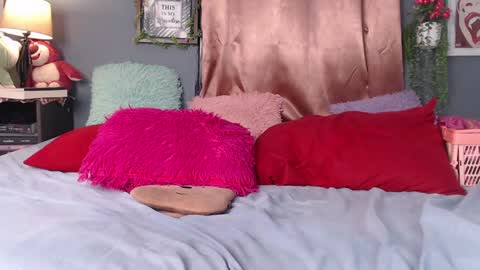    IG  stephani 3333 online show from 12-21-24, 05:36