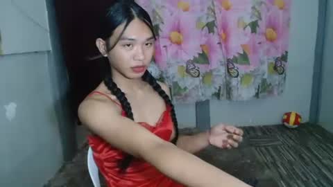 Snapshot of stephanie_zee chatting on 06-06-26, 02:33 stephanie_zee online show from 06-06-26, 02:33