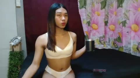 Snapshot of stephanie_zee chatting on 06-25-26, 11:26 stephanie_zee online show from 06-25-26, 11:26