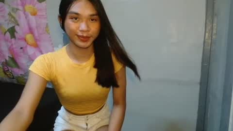 Snapshot of stephanie_zee chatting on 07-08-26, 03:38 stephanie_zee online show from 07-08-26, 03:38